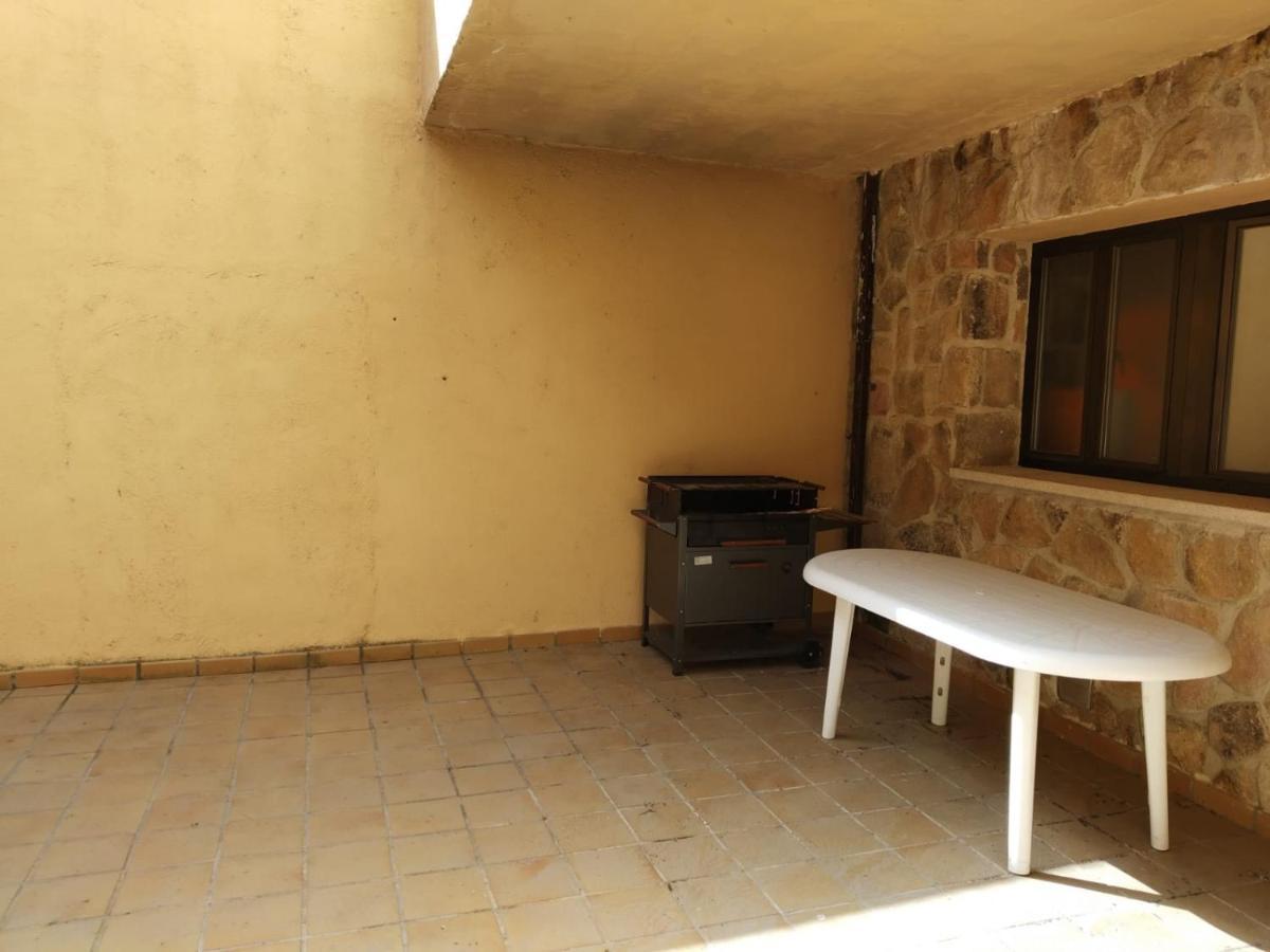 Viv. De Uso Turistico Fuente El Tejo - Casa Ana Villa Burgohondo Buitenkant foto